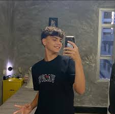 <strong>Kevin A.</strong>